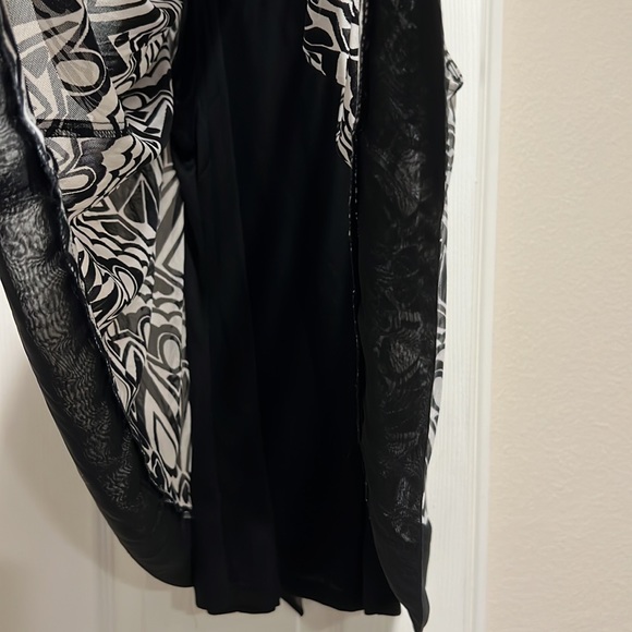 HALTER NECK TOP - Picture 3 of 4